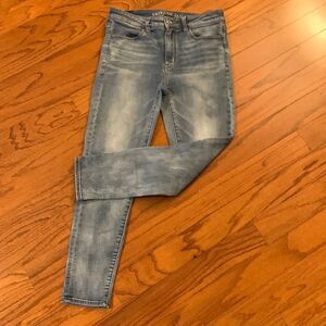 American eagle size 8 high rise super stretch denim